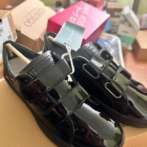 REVITALIGN Glossy Black Strap Loafers